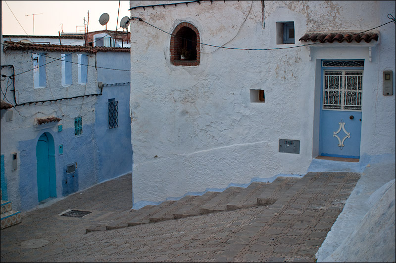 chefchaouen medina at dusk